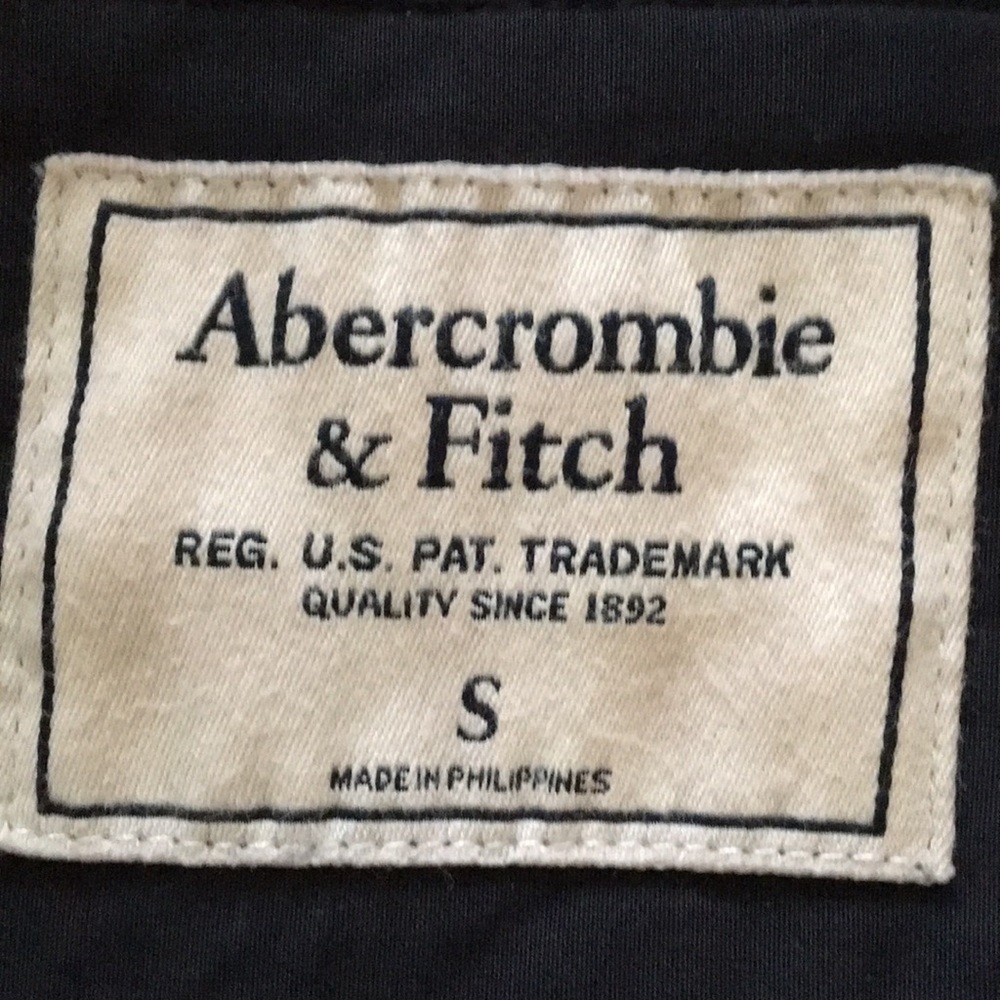 Abercrombie vest - Picture 3 of 3